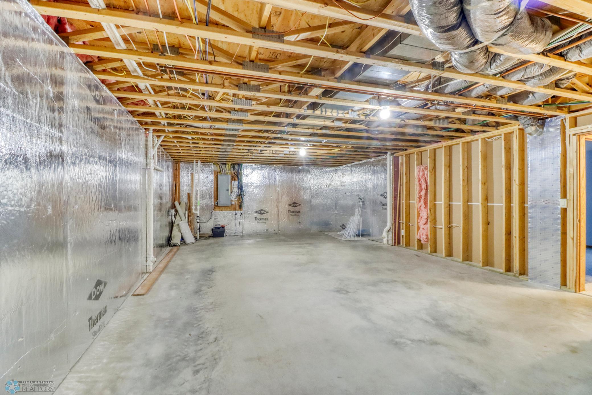 Utility Room + Future Workshop/Gym/More bedroom?