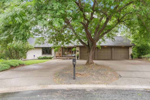Welcome to 8087 Kentucky Circle in Bloomington!