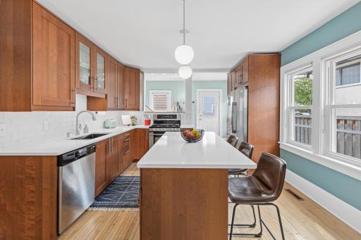 1607 Main Street NE, Minneapolis, MN 55413