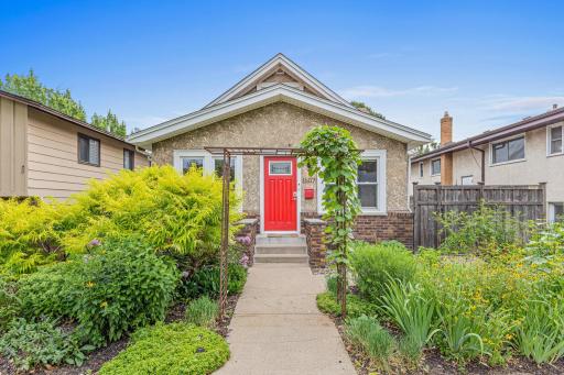 1607 Main Street NE, Minneapolis, MN 55413