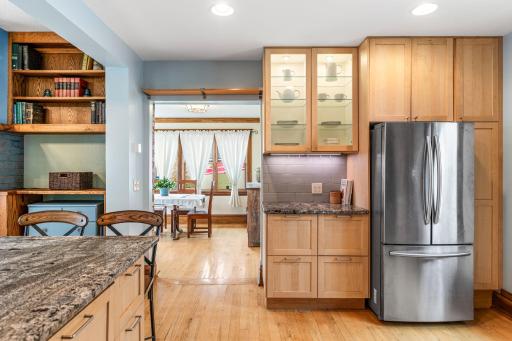 Great area for a coffee station on your way into the dining room