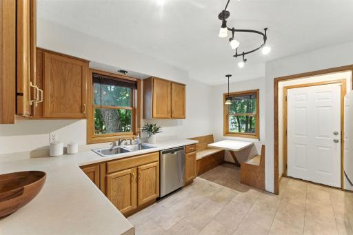 2309 Golden Valley Road, Minneapolis, MN 55411