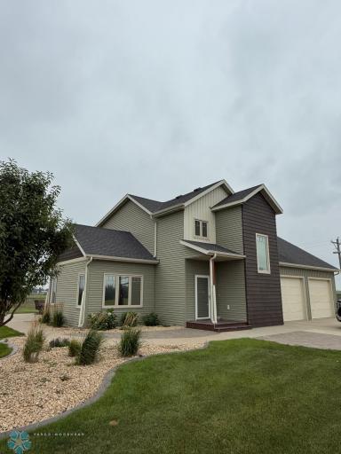 119 Prairie View Drive, Lisbon, ND 58054