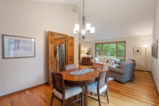 9331 Amsden Way, Eden Prairie, MN 55347