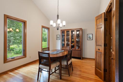 9331 Amsden Way, Eden Prairie, MN 55347