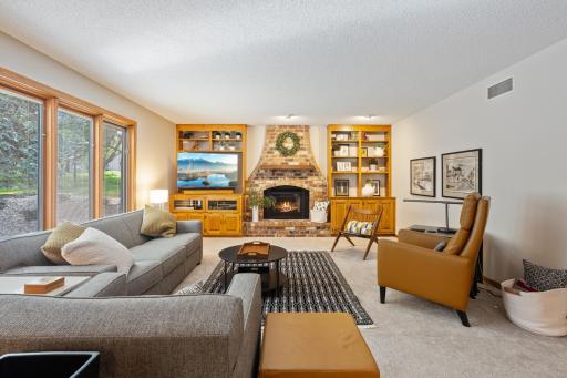 9331 Amsden Way, Eden Prairie, MN 55347
