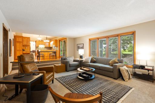 9331 Amsden Way, Eden Prairie, MN 55347