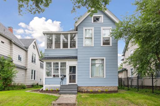 916 W 26th Street, Minneapolis, MN 55405