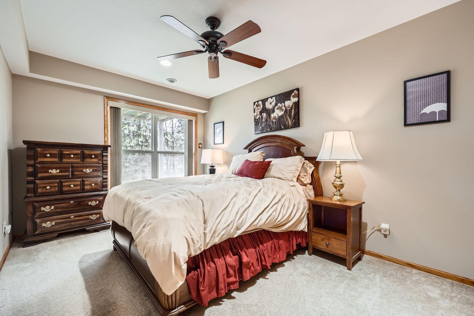 341 Campfire Curv - Web Quality - 019 - 20 Lower Level Bedroom.jpg