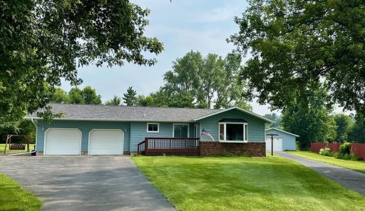 N4880 Shorewood Circle, West Salem, WI 54669