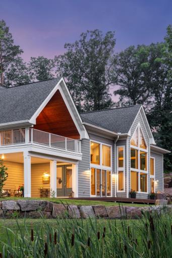 Striking floor-to-ceiling windows showcase the lake as your ever-changing backdrop.