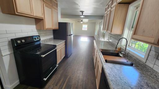 912 4th Street SE, Pipestone, MN 56164