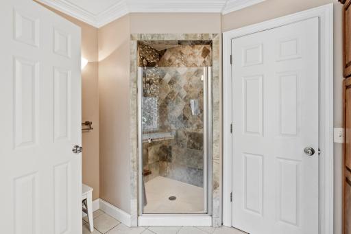 917 Parkview Lane, Victoria, MN 55386