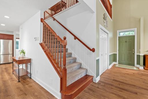 917 Parkview Lane, Victoria, MN 55386