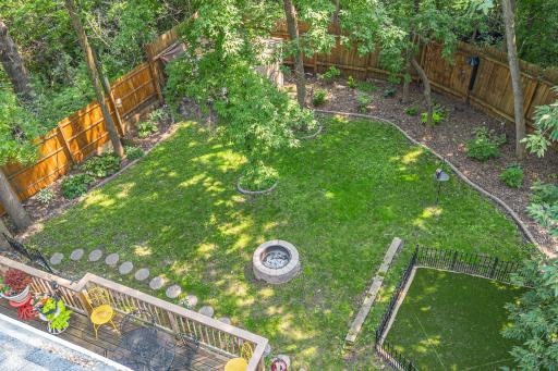 917 Parkview Lane, Victoria, MN 55386