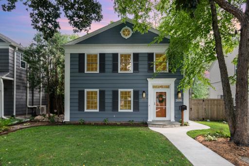 2038 Pinehurst Avenue, Saint Paul, MN 55116
