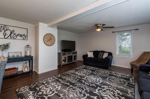 16859 State Highway 22, Good Thunder, MN 56037