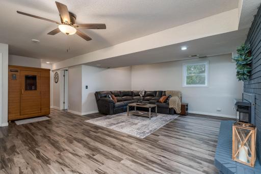 16859 State Highway 22, Good Thunder, MN 56037