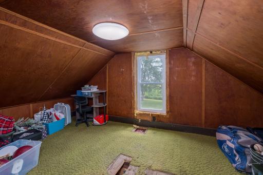16859 State Highway 22, Good Thunder, MN 56037