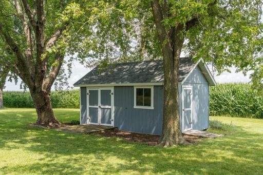 16859 State Highway 22, Good Thunder, MN 56037