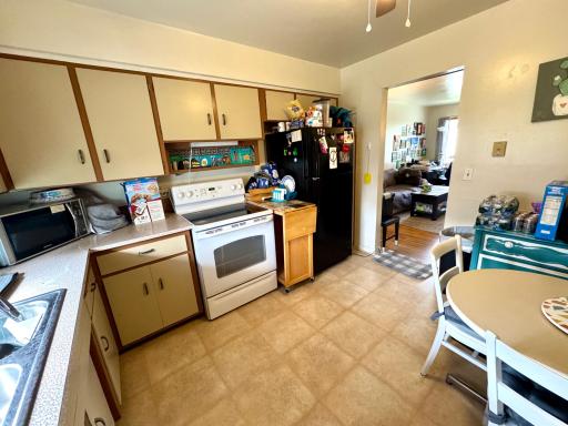 502 1st Street W, Stewartville, MN 55976