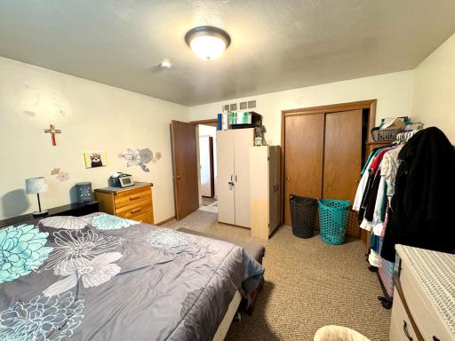 502 1st Street W, Stewartville, MN 55976