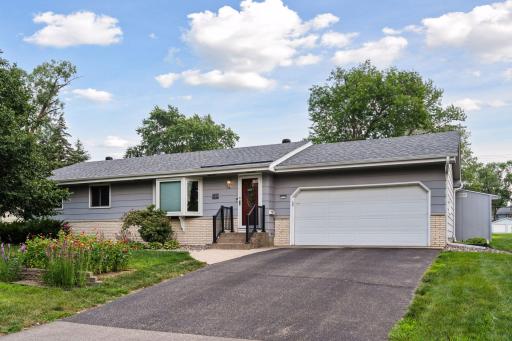 5751 7th Street NE, Minneapolis, MN 55432