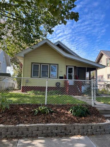 3022 32nd Avenue S, Minneapolis, MN 55406