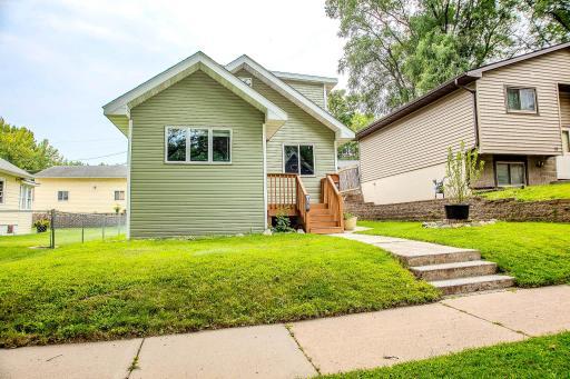 1076 Wilson Avenue, Saint Paul, MN 55106