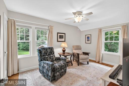 2431 S Shore Boulevard, Saint Paul, MN 55110