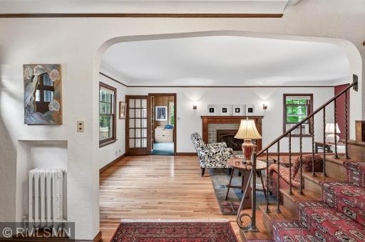 2431 S Shore Boulevard, Saint Paul, MN 55110