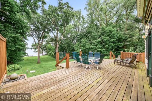 2431 S Shore Boulevard, Saint Paul, MN 55110