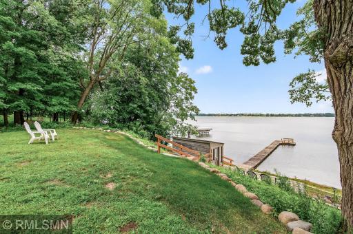 2431 S Shore Boulevard, Saint Paul, MN 55110