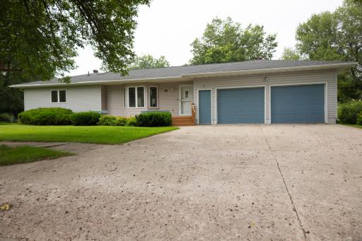 601 Lafayette Avenue S, Fulda, MN 56131