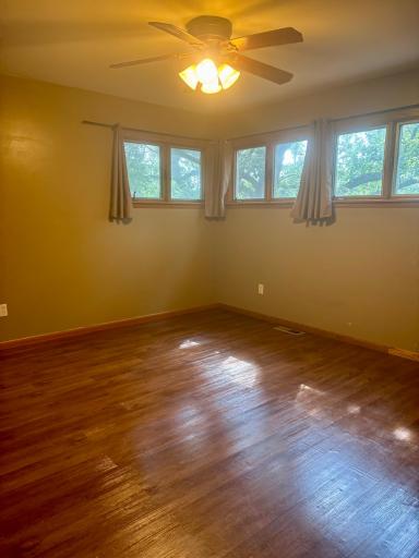300 N Lincoln Street, Redwood Falls, MN 56283