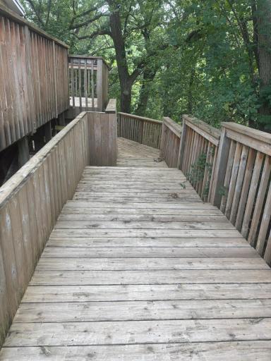 300 N Lincoln Street, Redwood Falls, MN 56283