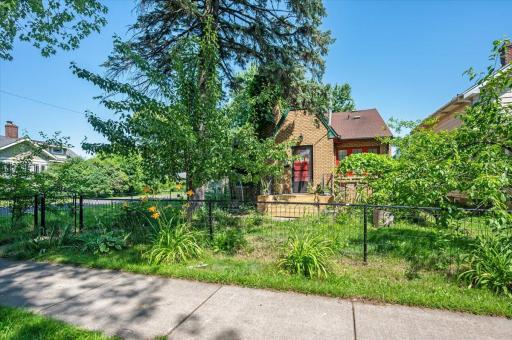 2202 Missouri Avenue, Superior, WI 54880