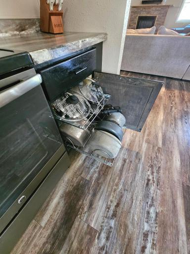 109 E 5th Street, Argyle, MN 56713