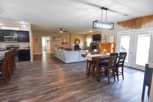 109 E 5th Street, Argyle, MN 56713