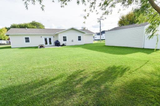 109 E 5th Street, Argyle, MN 56713