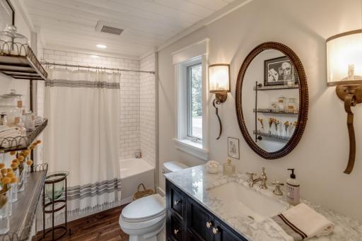 8734 White Oaks Trail, Pequot Lakes, MN 56472