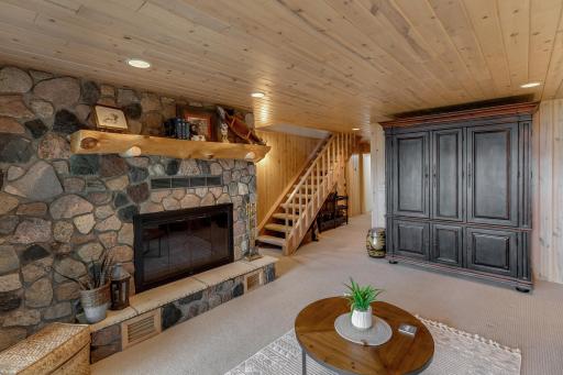 8734 White Oaks Trail, Pequot Lakes, MN 56472