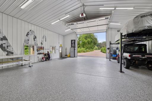 2125 Heritage Trail, Maple Plain, MN 55359