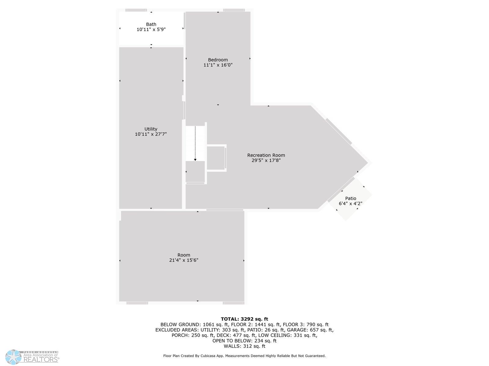 01-1st_floor_46130_east_nest_road_deer_river_with_dim.png