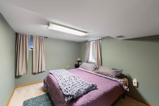 9124 Knox Avenue S, Bloomington, MN 55431
