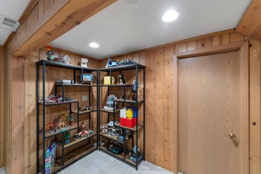 9124 Knox Avenue S, Bloomington, MN 55431