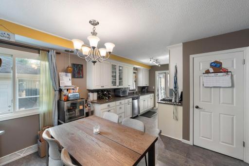 9124 Knox Avenue S, Bloomington, MN 55431
