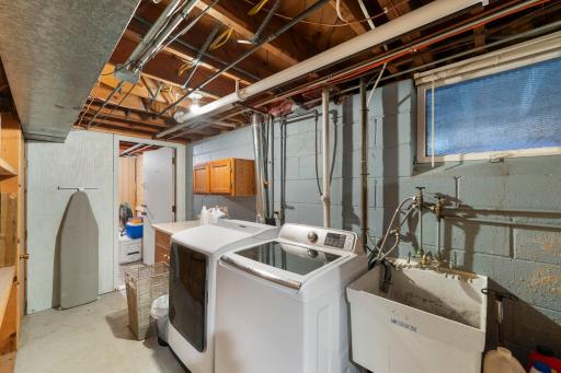 9124 Knox Avenue S, Bloomington, MN 55431