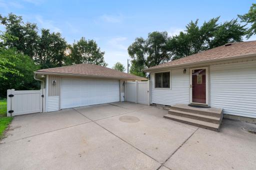 9124 Knox Avenue S, Bloomington, MN 55431