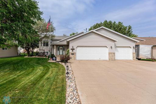 3565 Harrison Street S, Fargo, ND 58104